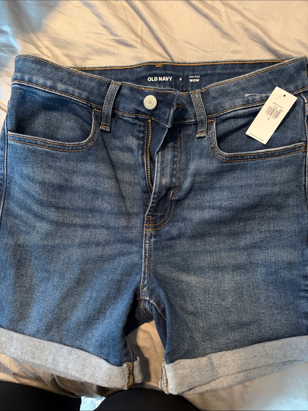 Old Navy Women's Medium Blue Rolled-Hem Denim Shorts